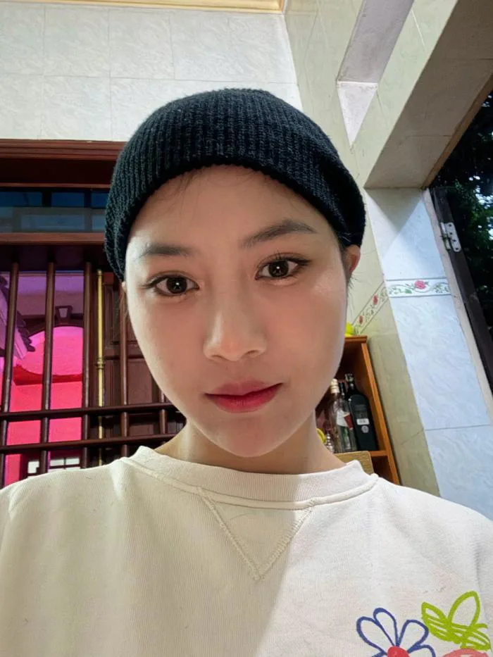 Nữ streamer 9x hai lần đối mặt ung thư và chuyện tình đẹp như mơ