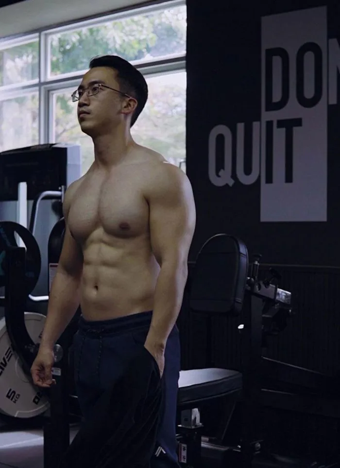 50+ ảnh trai đẹp 6 múi tập gym khoe cơ bụng sắc nét như tạc