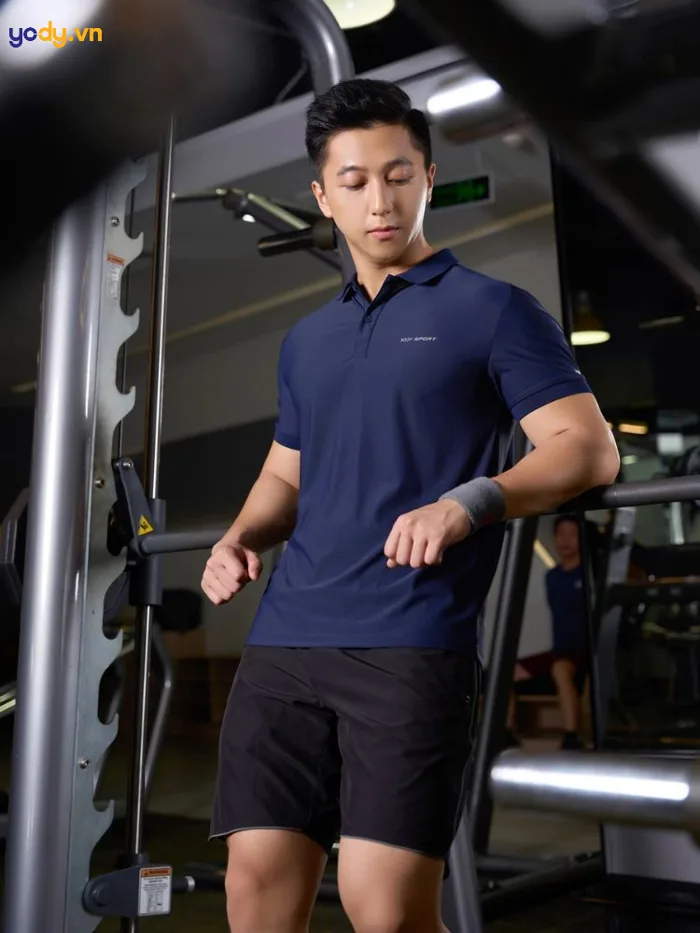 Gợi ý 8 cách tạo dáng chụp ảnh gym nam cực CHÁY, CUỐN HÚT | Yody