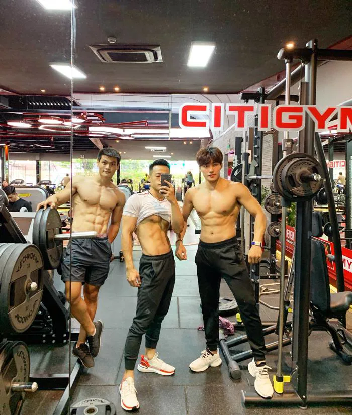 Không cần Mẹc, trai đẹp chỉ cần điều này cũng đủ đốn tim
