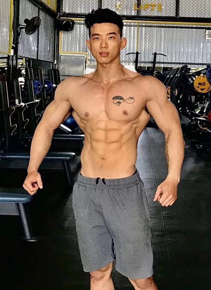 50+ ảnh trai đẹp 6 múi tập gym khoe cơ bụng sắc nét như tạc