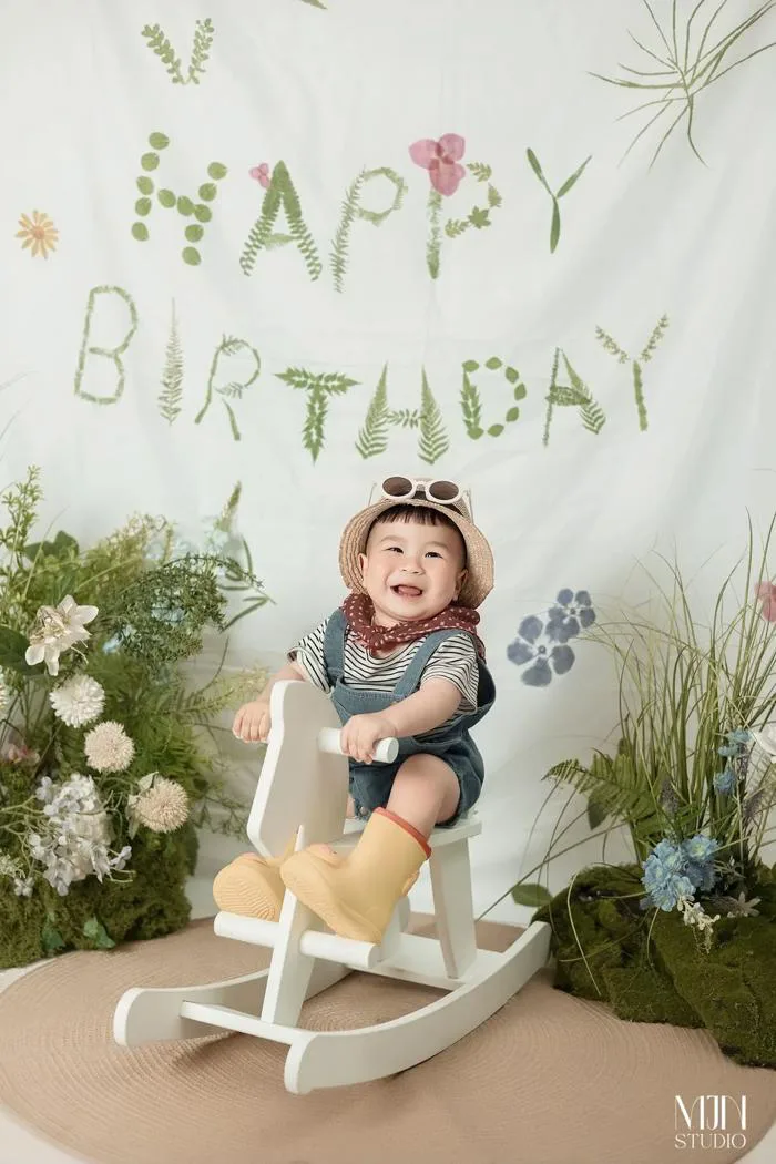 Chụp hình thôi nôi cho bé: Kinh nghiệm & 20+ concept cực đáng yêu Mjn Studio