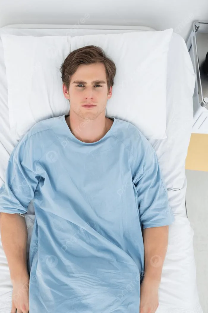 Bệnh Nhân đẹp Trai Nằm Trên Giường Bệnh Viện Nghỉ Ngơi Trong Nhà Hình Chụp  Và Hình ảnh Để Tải Về Miễn Phí - Pngtree