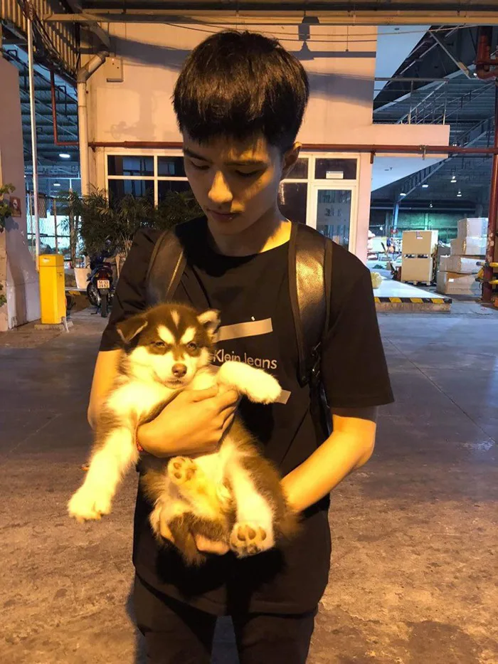 Chàng sinh viên khiến hội mê trai phải thốt lên: