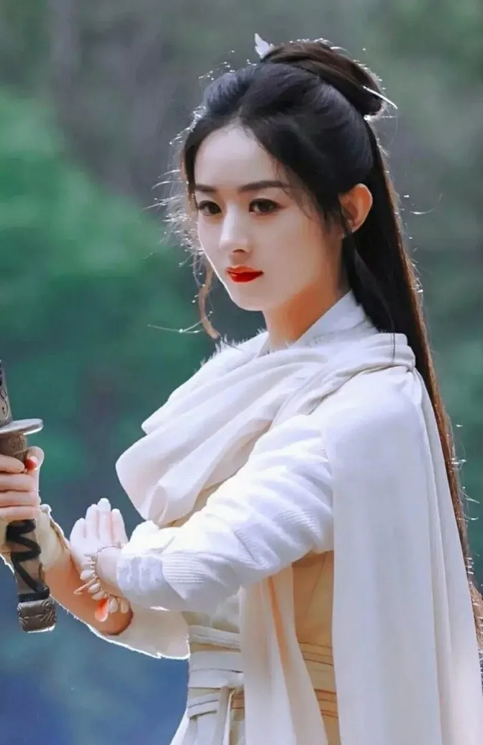 Triệu Lệ Dĩnh gạt hết cổ trang ngôn tình quyết chuyển đóng điện ảnh Triệu Lệ Dĩnh gạt hết cổ trang ngôn tình quyết chuyển đóng điện ảnh