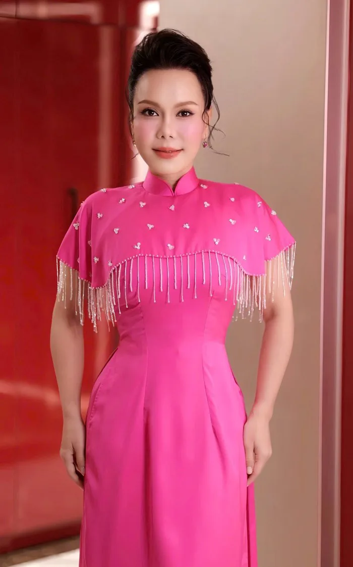 Nghệ sĩ Việt Hương đang ở đâu, tình hình thế nào?