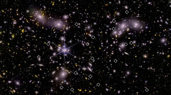 Thứ biến đổi vũ trụ 13 tỉ năm trước lộ ra trong bức ảnh NASA - Báo Người  Lao Động