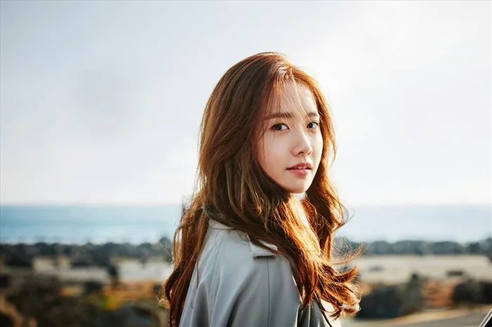 Vẻ đẹp trong trẻo tựa nữ thần của Yoona (SNSD) khiến người hâm mộ trầm trồ