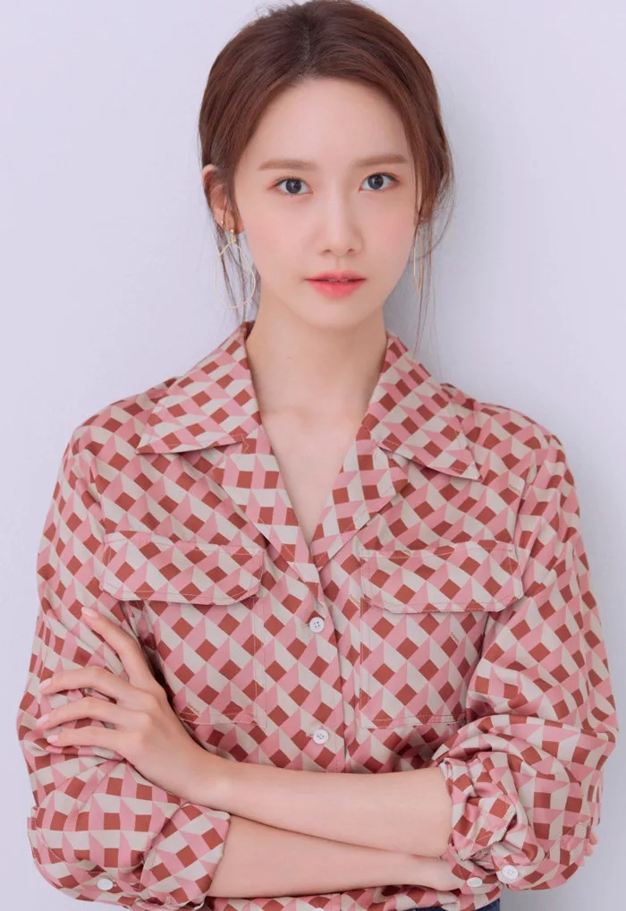 phản ứng của Knet khi YoonA (SNSD) tung bộ ảnh mới - Saostar.vn